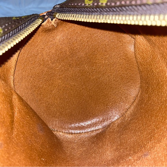 Louis Vuitton Papillon 26 - Picture 9 of 11